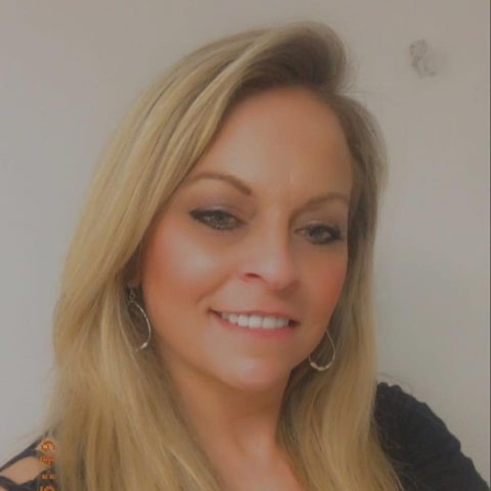 Meet your Posher, Angie